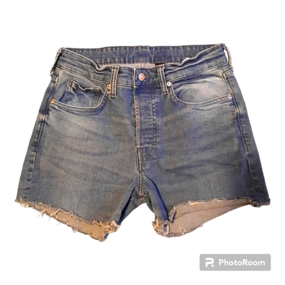🟢3/$30 H&M jean shorts - Picture 1 of 6